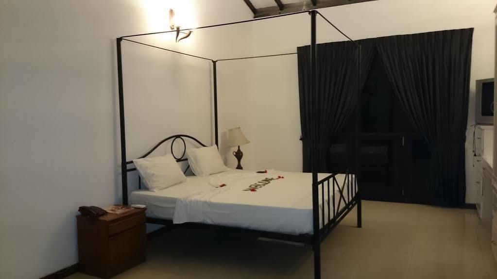 Villa W Bentota Zewnętrze zdjęcie